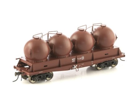 HO NCH-39 NPTF Cement Hopper SRA Red - 4 Car Pack on Sale