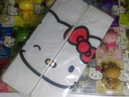 Mcdonalds 2006 Hello Kitty Kittybrick Hong Kong Limited 18 Trading Figure Set w  Bag Supply